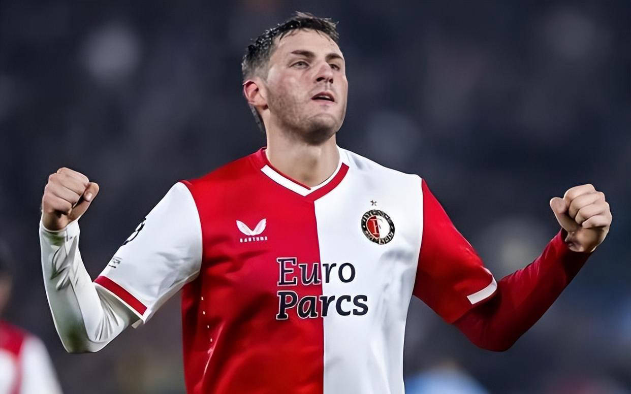 足总杯倒计时，费耶诺德窗口期状态回暖，细节引发关注，底气十足，高层口径保持一致(费耶诺德对拜仁)