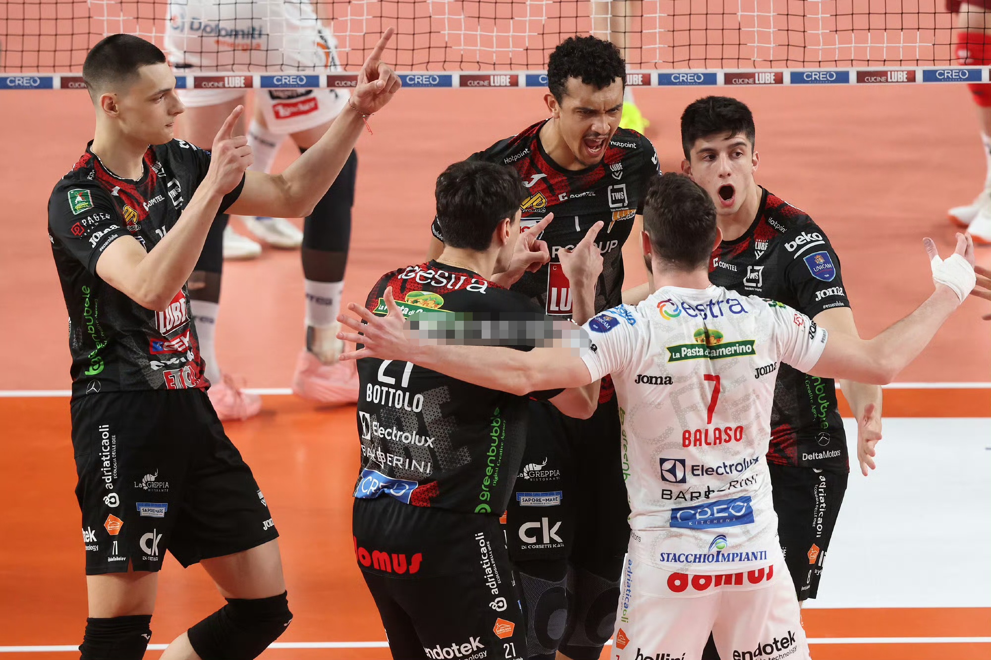 拉齐奥发布备战花絮；赛前篮板制胜；意甲任务艰巨；数据趋势出现新变化