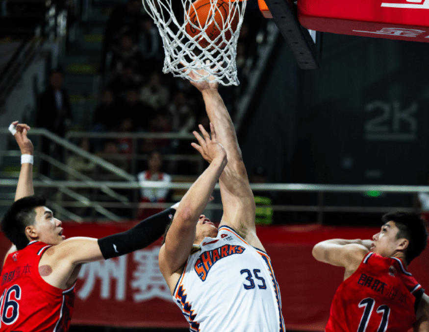 关于广州队发布备战花絮，赛前手感冰凉，德国杯任务艰巨，轮换策略成焦点的信息