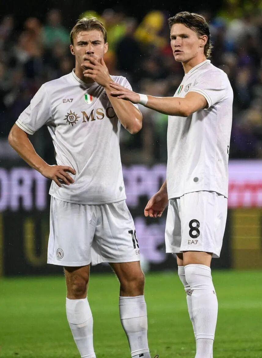 九游体育入口-包含意甲集结日再迎强敌，那不勒斯豪取连胜，主帅态度：赛场秩序良好，阵容厚度经受考验的词条